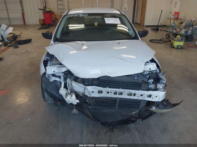 1FADP3E28EL422084 Ford FOCUS S
