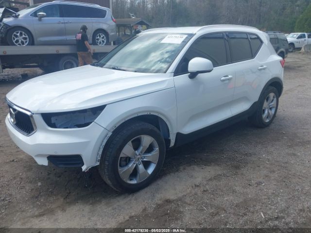 YV4162UK7L2336776 Volvo Xc40 T5 Momentum