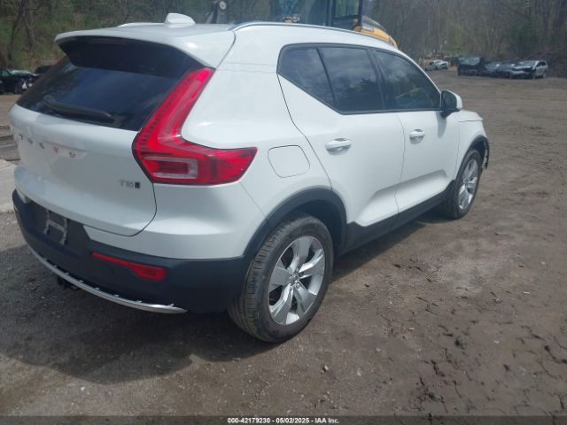 YV4162UK7L2336776 Volvo Xc40 T5 Momentum