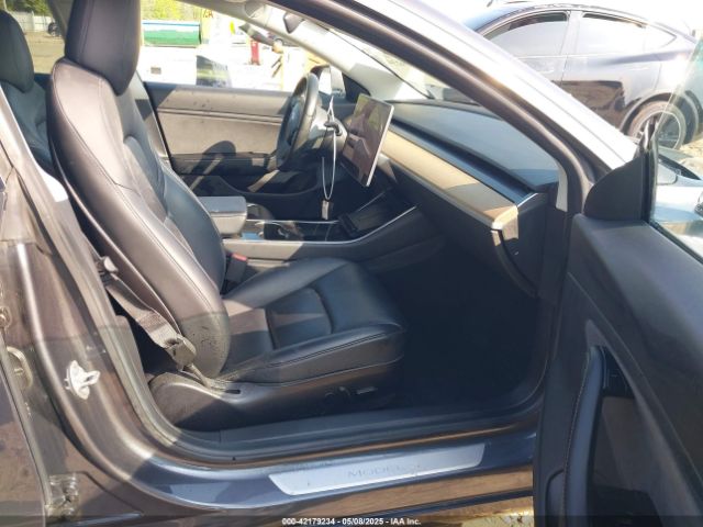2019 TESLA MODEL 3 5YJ3E1EB6KF386474 Photo 4