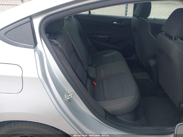 1G1BC5SM5H7152882 Chevrolet Cruze Ls Auto