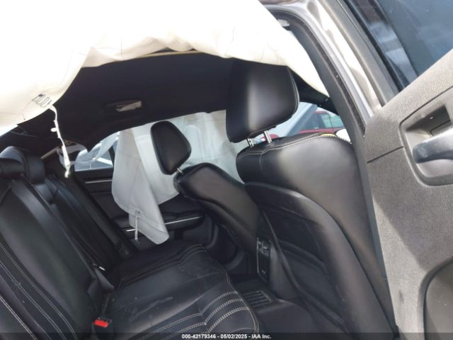 2019 CHRYSLER 300 2C3CCAGG3KH648934 Photo 7