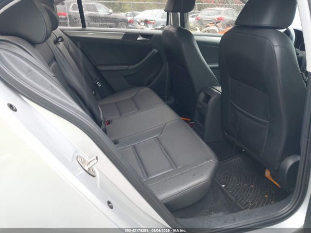 3VWD67AJXGM330328 Volkswagen Jetta 1.4t Se