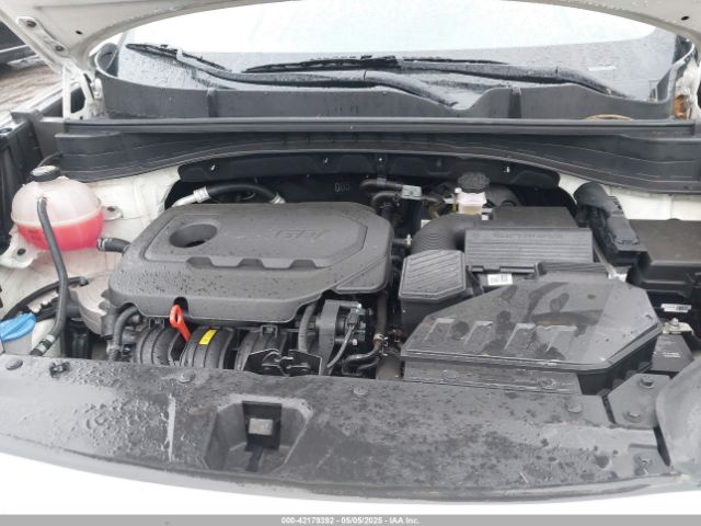 KNDPMCAC7N7008656 KIA Sportage Lx