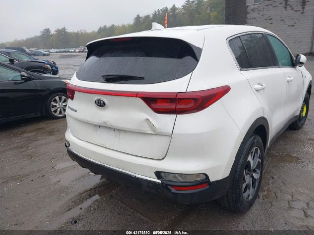 KNDPMCAC7N7008656 KIA Sportage Lx