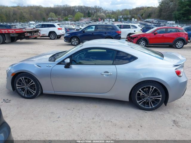 JF1ZNAA10F8711526 Scion FR-S