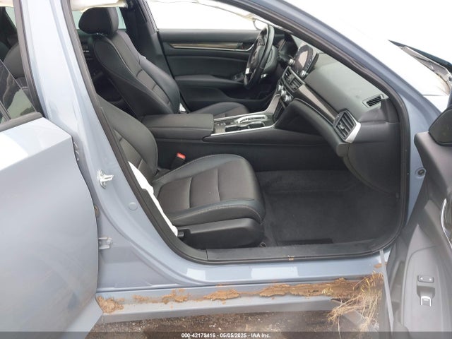 1HGCV3F21NA038073 Honda lfb2
