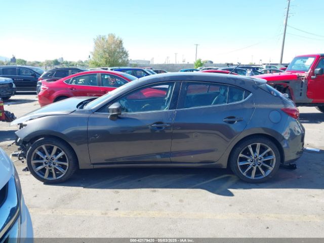 3MZBN1L34JM164952 Mazda Mazda3 Touring