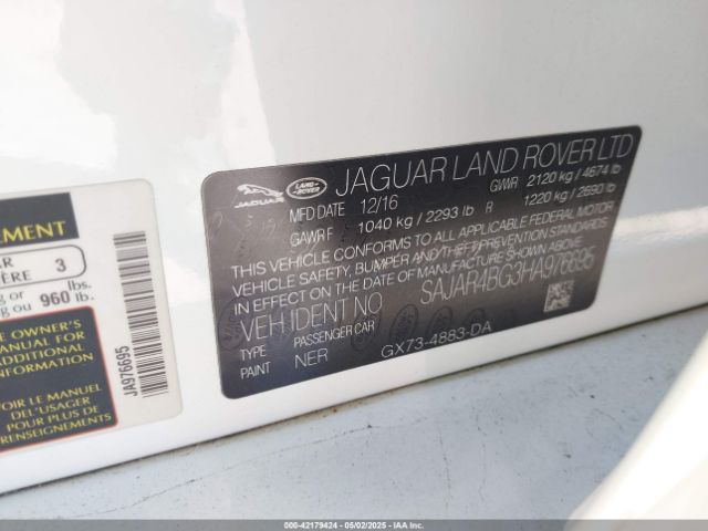 2017 JAGUAR XE SAJAR4BG3HA976695 Photo 8