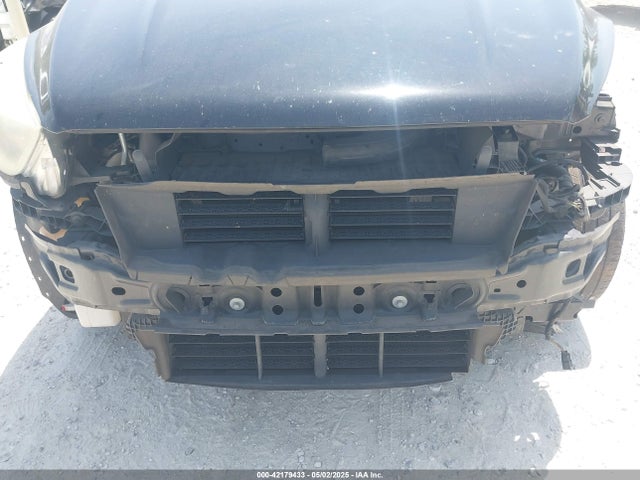 1FMCU0G91HUA95450 Ford ESCAPE SE