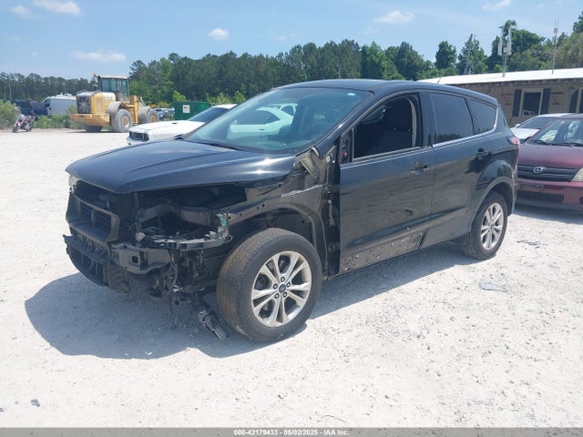 1FMCU0G91HUA95450 Ford ESCAPE SE