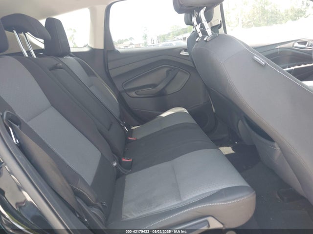 1FMCU0G91HUA95450 Ford ESCAPE SE