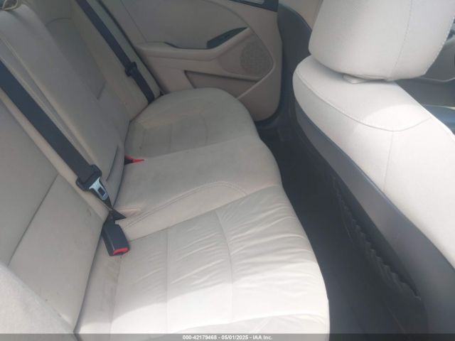 KNAGM4AD7E5075376 KIA Optima Hybrid Lx