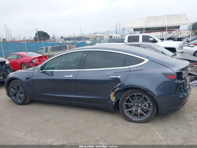 Tesla MODEL 3 2020 5YJ3E1EA1LF799136 Image 15