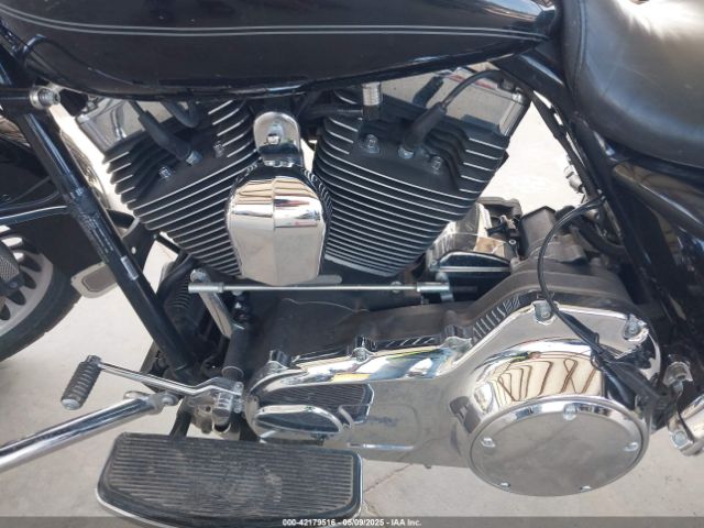 2011 HARLEY-DAVIDSON FLHR 1HD1FB41XBB606929 Photo 8