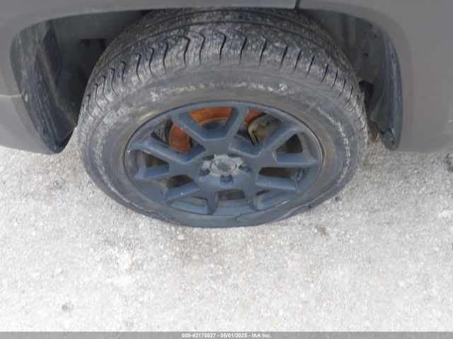 ZACNJBBB8KPK73971 Jeep Renegade Latitude 4x4