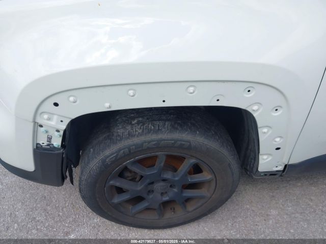 ZACNJBBB8KPK73971 Jeep Renegade Latitude 4x4