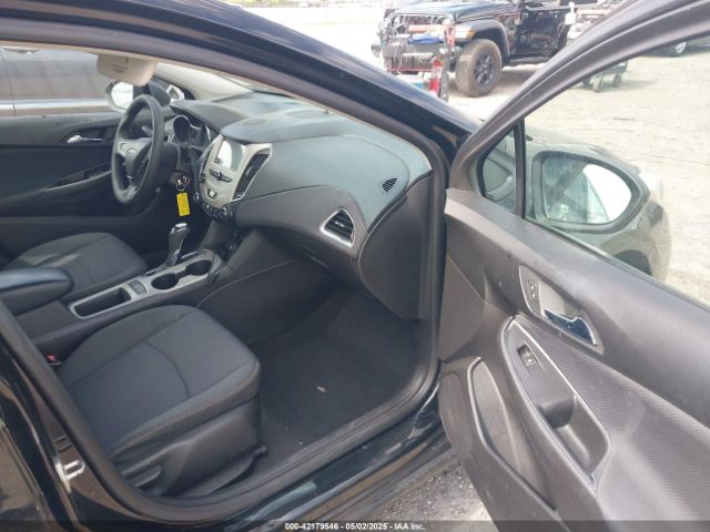 1G1BC5SM1J7178952 Chevrolet Cruze Ls Auto