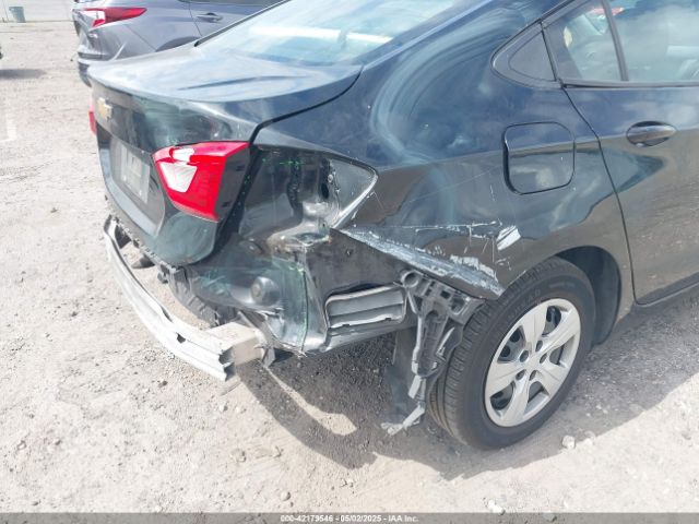 1G1BC5SM1J7178952 Chevrolet Cruze Ls Auto
