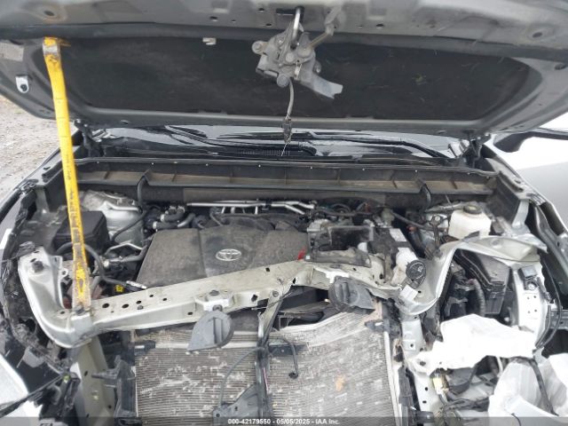 5TDHZRBH4NS597187 Toyota Highlander Xle