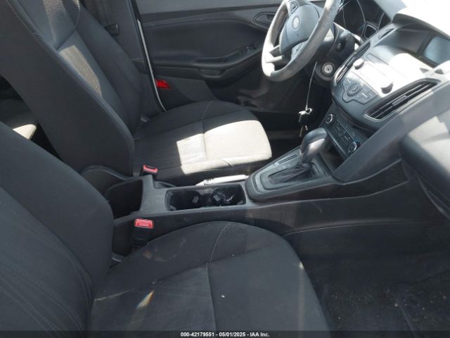 1FADP3E21JL322855 Ford FOCUS S
