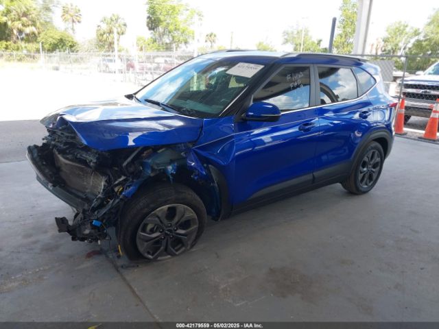 KNDEU2AA6R7640098 KIA SELTOS S
