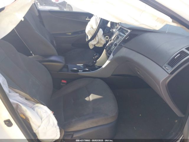 5NPEB4AC1EH931410 Hyundai SONATA GLS