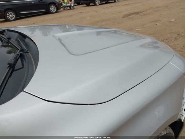 2G1105SA8G9164239 Chevrolet IMPALA 1LT