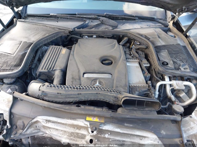 55SWF4JB7HU232736 Mercedes-Benz C 300 Luxury/sport