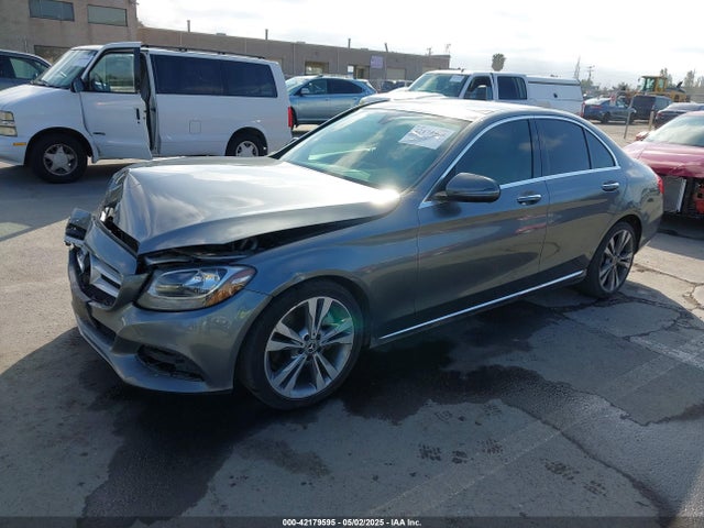 55SWF4JB7HU232736 Mercedes-Benz C 300 Luxury/sport