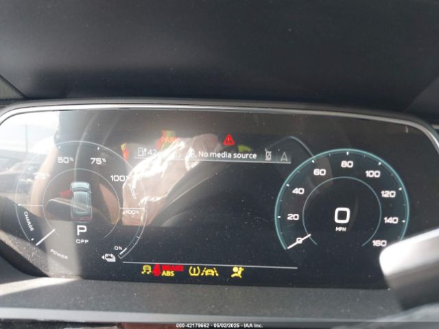WA1AABGE7NB024560 Audi E-Tron
