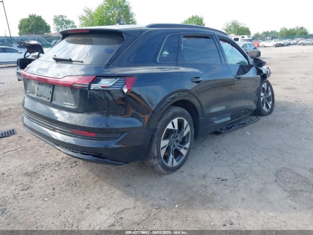 WA1AABGE7NB024560 Audi E-Tron