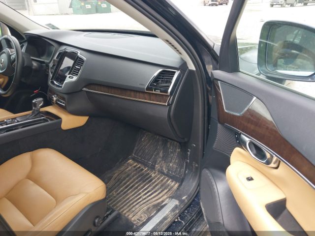2016 VOLVO XC90 YV4A22PK2G1048991 Photo 4