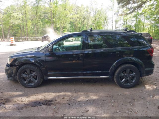3C4PDDGG7JT499445 Dodge Journey Crossroad Awd