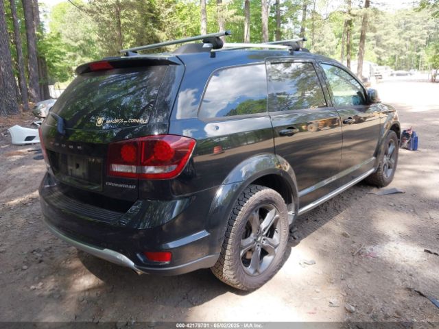 3C4PDDGG7JT499445 Dodge Journey Crossroad Awd