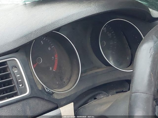 3VWD17AJ1FM202041 Volkswagen Jetta 1.8t Se