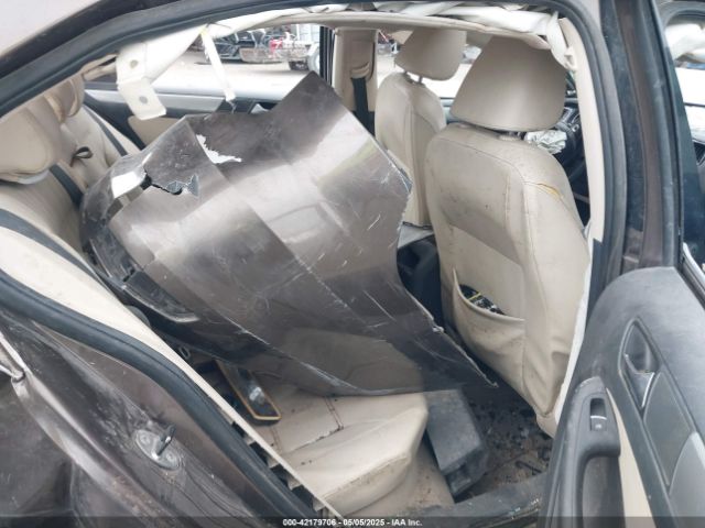 3VWD17AJ1FM202041 Volkswagen Jetta 1.8t Se