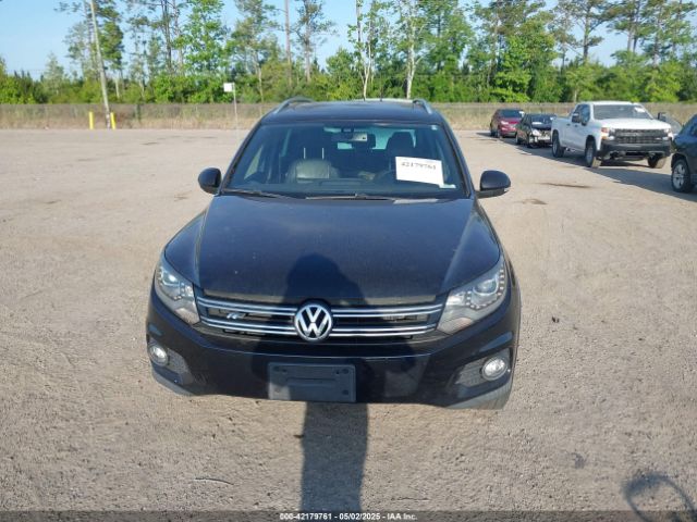 WVGAV3AX6EW099815 Volkswagen Tiguan R-line