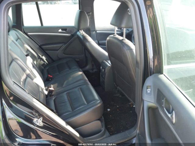 WVGAV3AX6EW099815 Volkswagen Tiguan R-line