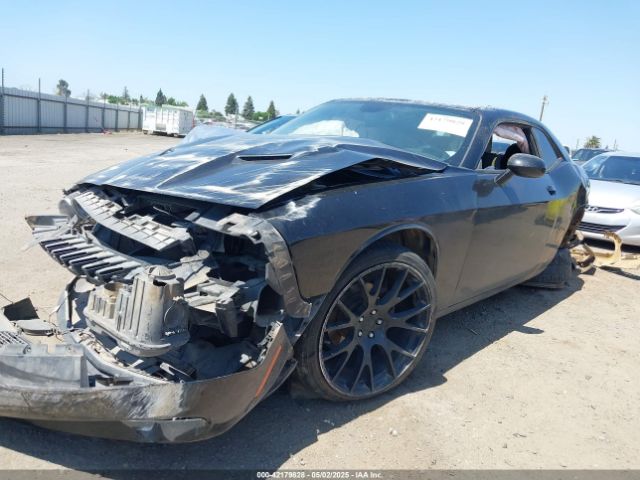 2C3CDZAG0FH888520 Dodge Challenger Sxt