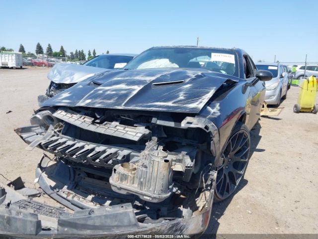 2C3CDZAG0FH888520 Dodge Challenger Sxt