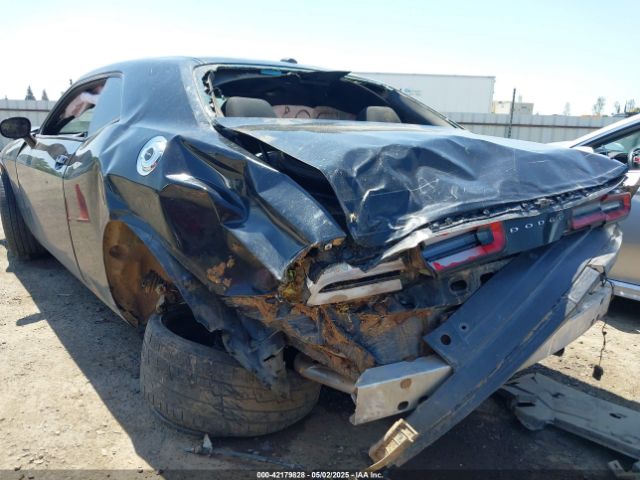 2C3CDZAG0FH888520 Dodge Challenger Sxt