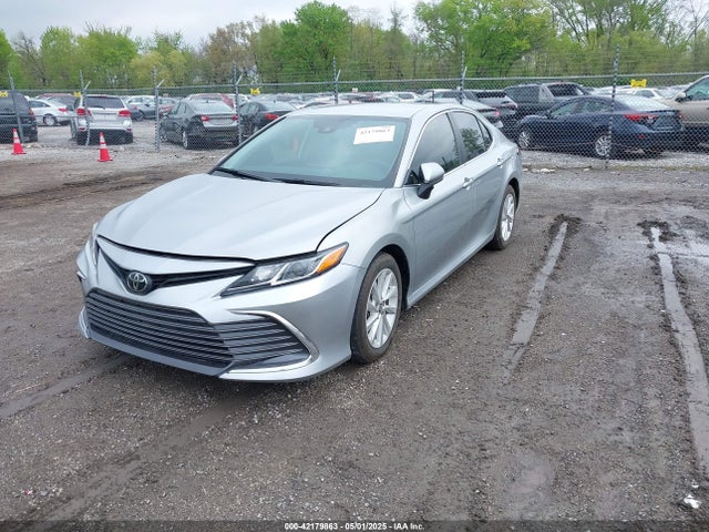 4T1C11AK8PU105111 Toyota CAMRY LE