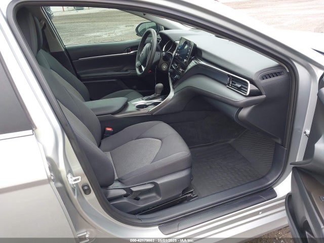 4T1C11AK8PU105111 Toyota CAMRY LE