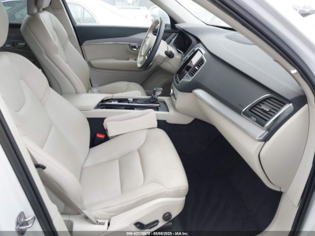 2022 VOLVO XC90 YV4102PK2N1781156 Photo 4