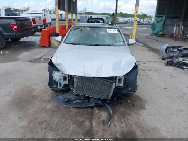 KMHD84LFXKU762860 Hyundai Elantra Value Edition