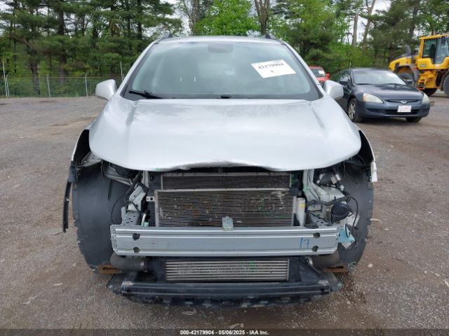 3GNCJLSB4KL256651 Chevrolet Trax Lt