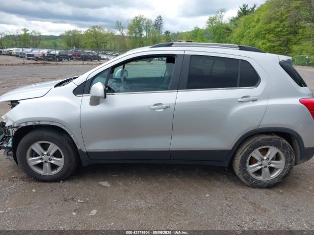 3GNCJLSB4KL256651 Chevrolet Trax Lt