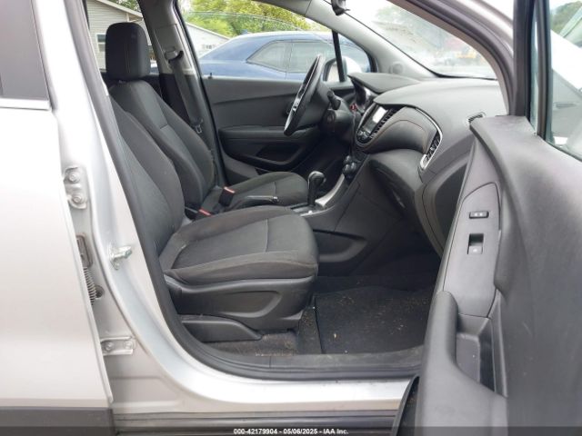 3GNCJLSB4KL256651 Chevrolet Trax Lt