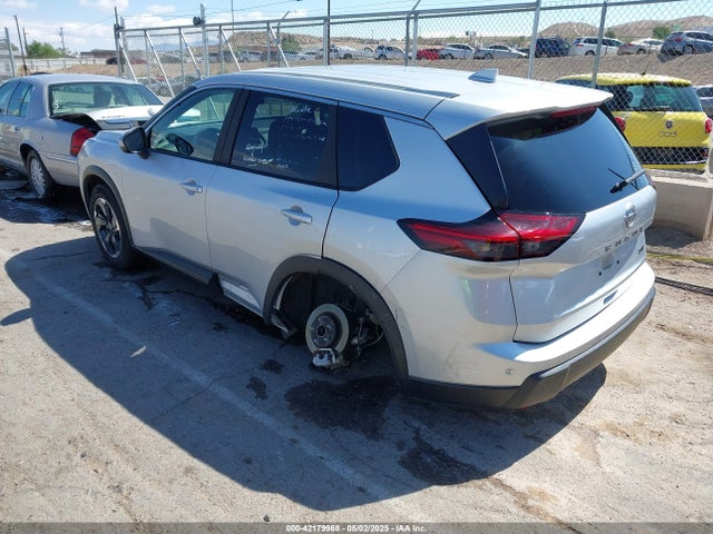 5N1BT3BA1RC696625 Nissan Rogue Sv Fwd